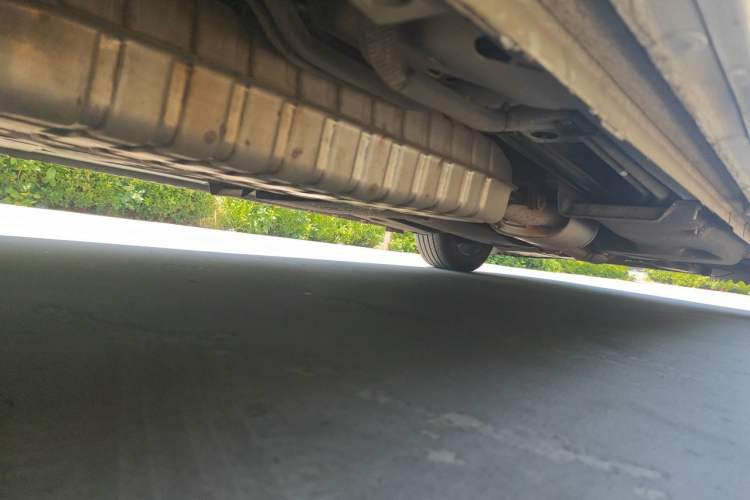 Used Buick GL8 2023 ES Lu Zun Deluxe and Yue Edition Chassis Rear Right