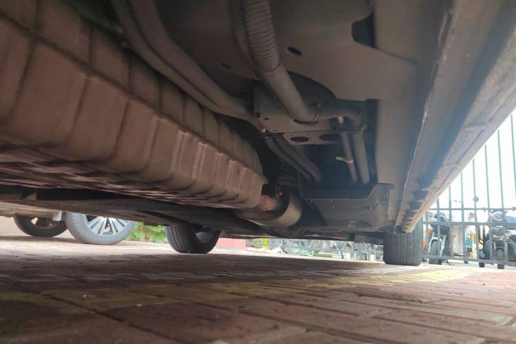Used Buick GL8 2023 ES Lu Zun Luxury Model Chassis Rear Right