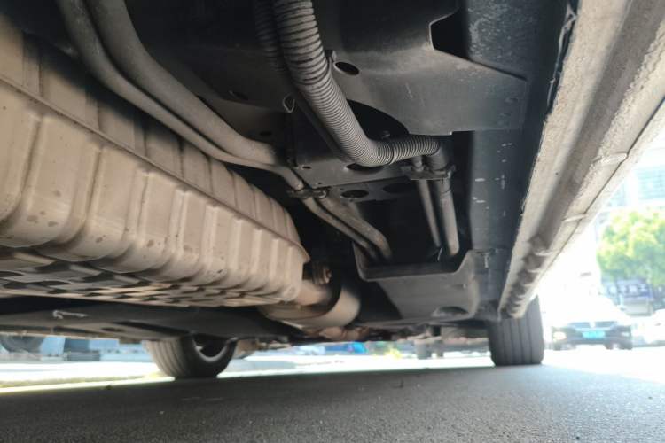 Used Buick GL8 2023 ES Lu Zun Flagship Model Chassis Rear Right