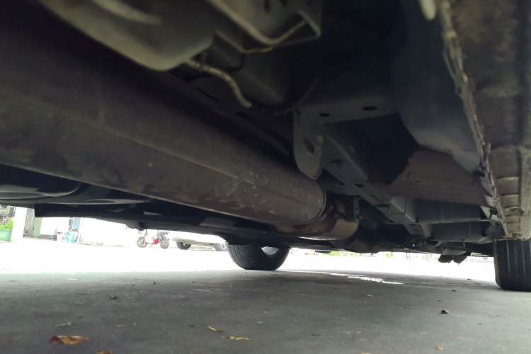 Used Buick GL8 2023 Land Executive Class Comfort Model Chassis Rear Right