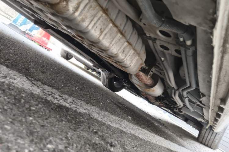 Used Buick GL8 2023 ES Lu Zun Deluxe Model Chassis Rear Right