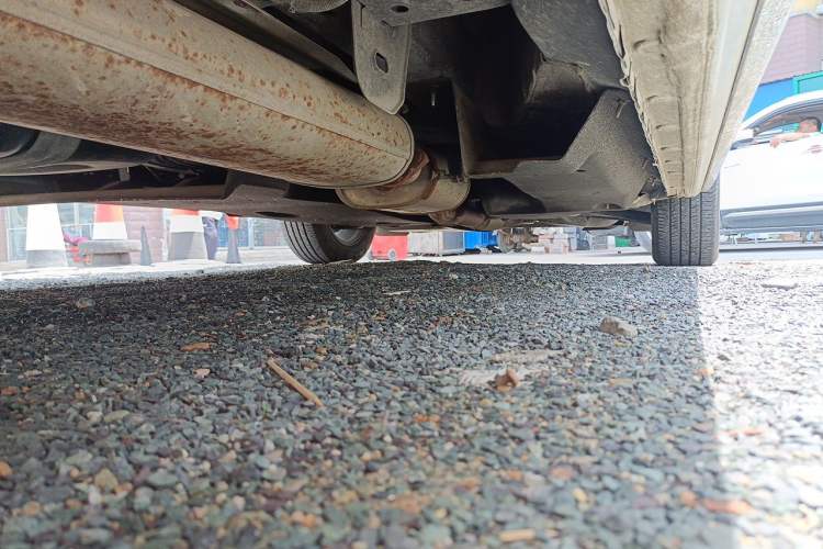 Used Buick GL8 2023 Land Executive Class Comfort Model Chassis Rear Right