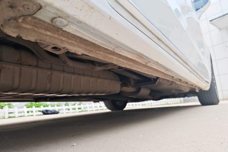 Used Buick GL8 2023 ES Lu Zun Deluxe Model Chassis Rear Right