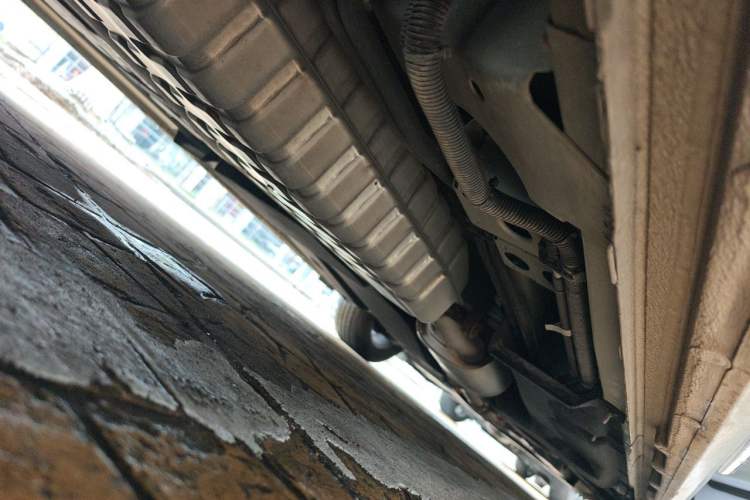 Used Buick GL8 2023 ES Lu Zun Comfort Model Chassis Rear Right