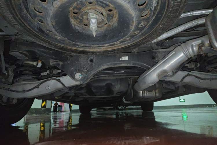 Used Buick GL8 2023 ES Lu Zun Deluxe Model Chassis Rear