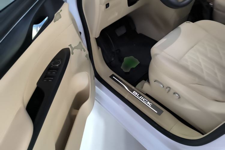 Used Buick GL8 2023 ES Lu Zun Flagship Model Driver Seat