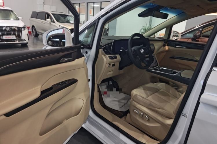 Used Buick GL8 2023 ES Lu Zun Deluxe Model Driver Seat