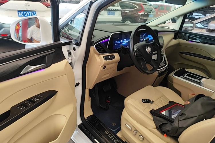 Used Buick GL8 2023 ES Lu Zun Luxury Edition and Yue Version Driver Seat