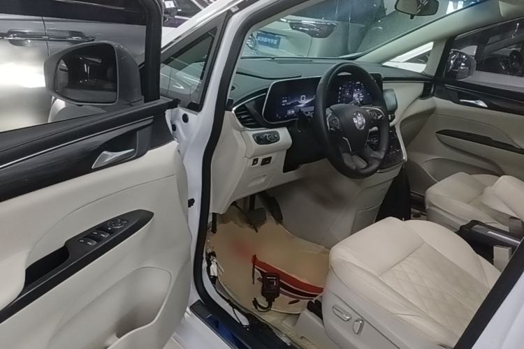 Used Buick GL8 2023 ES Lu Zun Comfort Model Driver Seat