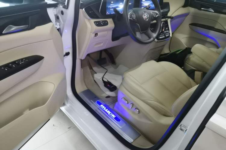 Used Buick GL8 2023 ES Lu Zun Deluxe Model Driver Seat