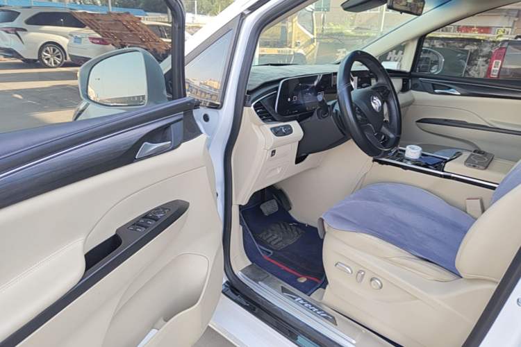 Used Buick GL8 2023 ES Lu Zun Luxury Model Driver Seat
