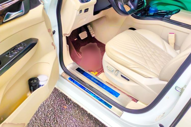 Used Buick GL8 2023 ES Lu Zun Comfort Model Driver Seat