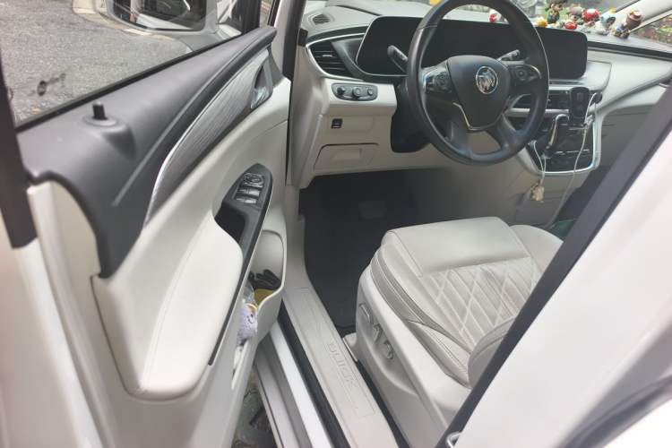 Used Buick GL8 2023 ES Lu Zun Luxury Edition and Yue Version Driver Seat