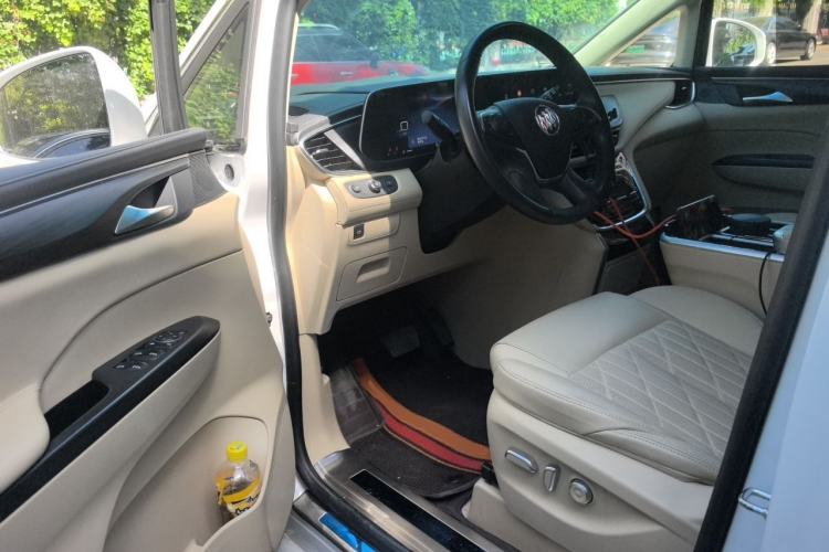 Used Buick GL8 2023 ES Lu Zun Luxury Model Driver Seat