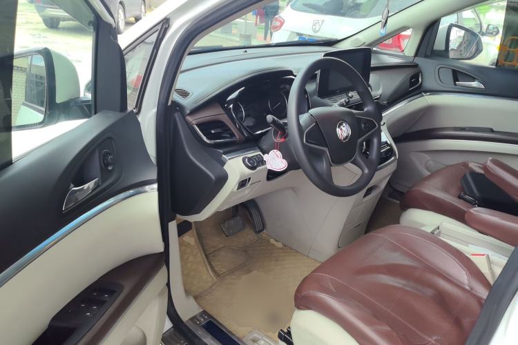Used Buick GL8 2023 Land Executive Class Comfort Model Driver Seat