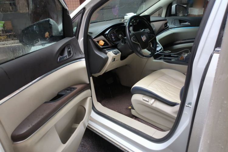Used Buick GL8 2023 Land Executive Class Smart Enjoyment Model Driver Seat