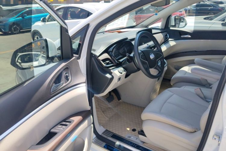Used Buick GL8 2023 Land Executive Class Smart Enjoyment Model Driver Seat