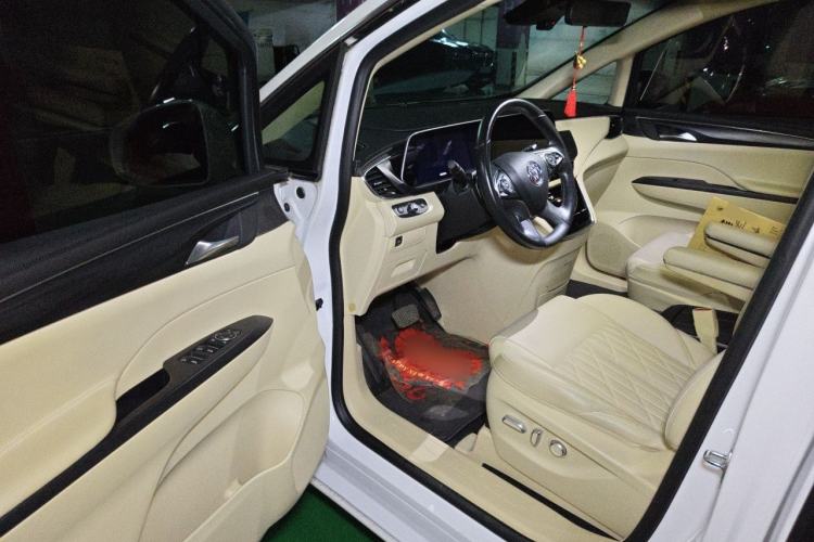Used Buick GL8 2023 ES Lu Zun Luxury Model Driver Seat