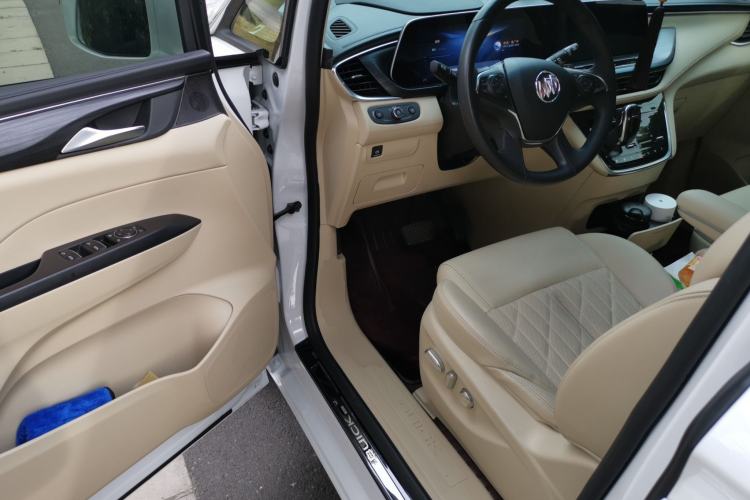 Used Buick GL8 2023 ES Lu Zun Luxury Model Driver Seat