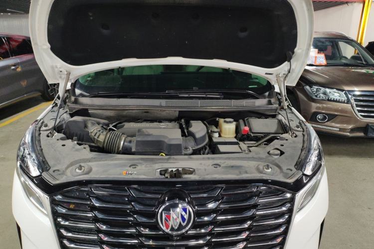Used Buick GL8 2023 ES Lu Zun Comfort Model Engine Bay
