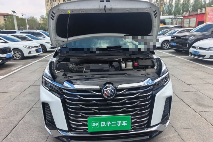 Used Buick GL8 2023 Facelifted Land Cruiser Executive Luxury Version Engine Bay