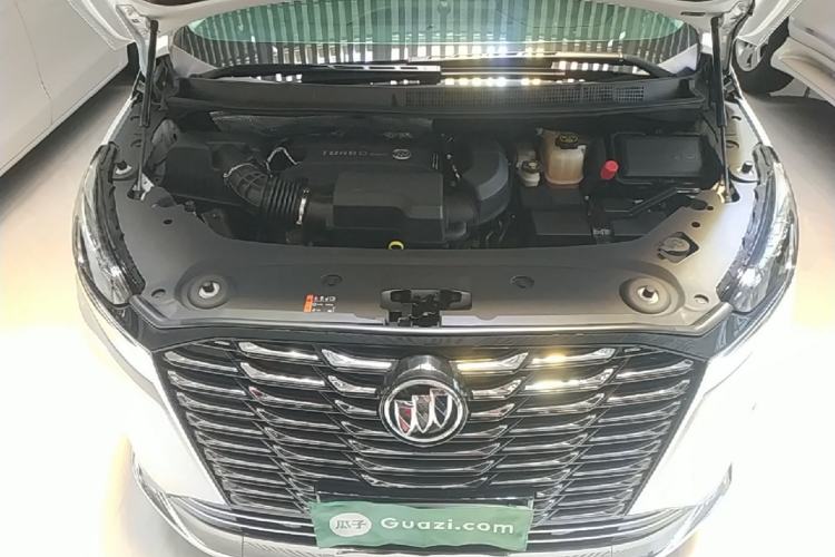 Used Buick GL8 2023 ES Lu Zun Comfort Model Engine Bay