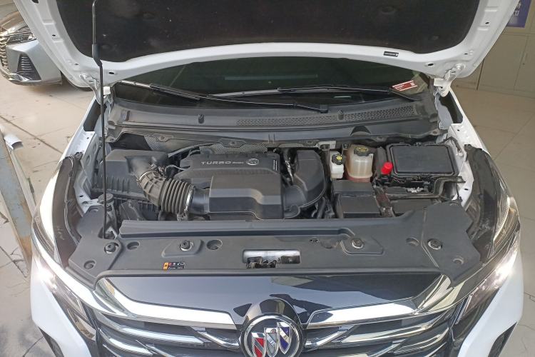 Used Buick GL8 2023 Facelifted Land Cruiser Executive Luxury Version Engine Bay