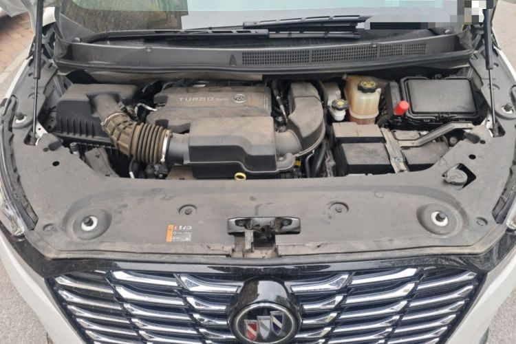 Used Buick GL8 2023 ES Lu Zun Luxury Model Engine Bay