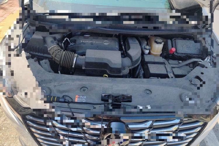 Used Buick GL8 2023 ES Lu Zun Luxury Model Engine Bay