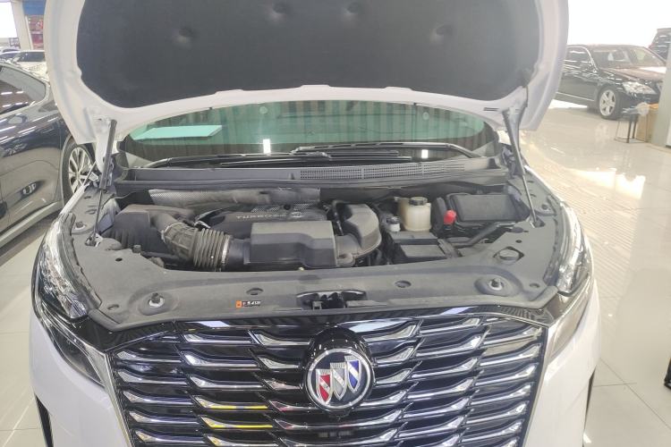 Used Buick GL8 2023 ES Lu Zun Comfort Model Engine Bay