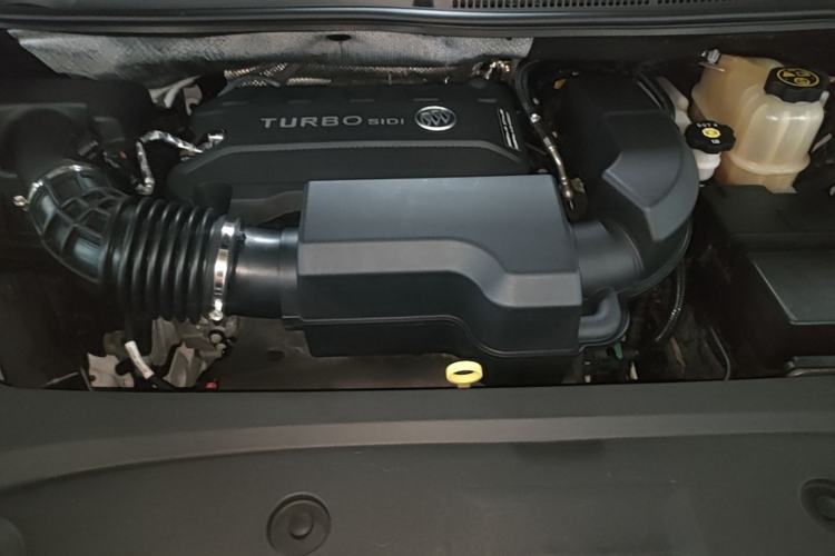 Used Buick GL8 2023 ES Lu Zun Luxury Edition and Yue Version Engine Bay