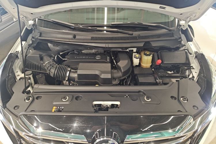 Used Buick GL8 2023 Land Executive Class Smart Enjoyment Model Engine Bay