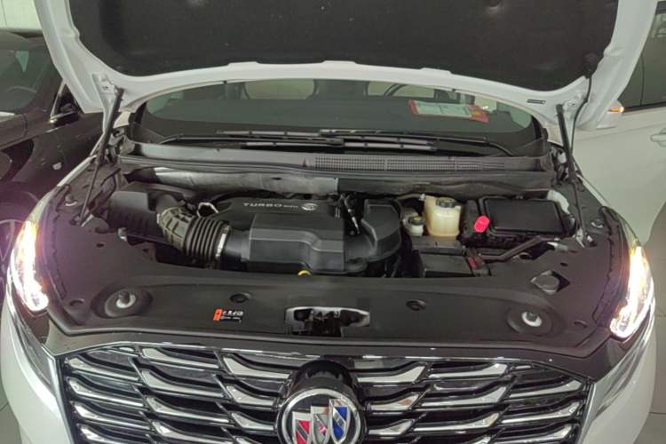 Used Buick GL8 2023 ES Lu Zun Comfort Model Engine Bay