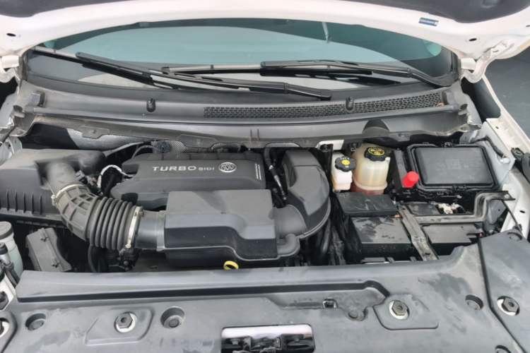 Used Buick GL8 2023 Land Executive Class Comfort Model Engine Bay