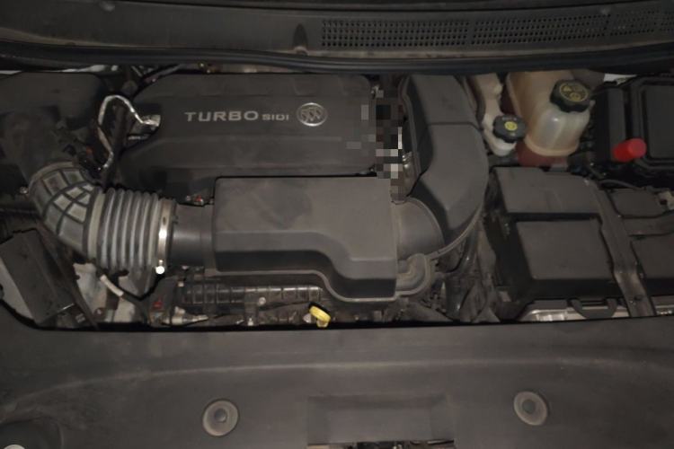 Used Buick GL8 2023 ES Lu Zun Comfort Model Engine Bay