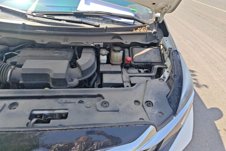 Used Buick GL8 2023 Land Executive Class Smart Enjoyment Model Engine Bay Left