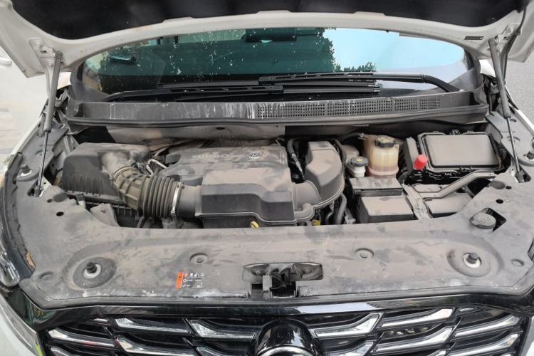 Used Buick GL8 2023 ES Lu Zun Comfort Model Engine Bay