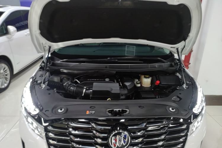 Used Buick GL8 2023 ES Lu Zun Comfort Model Engine Bay