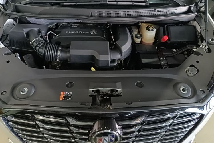 Used Buick GL8 2023 ES Lu Zun Luxury Model Engine Bay