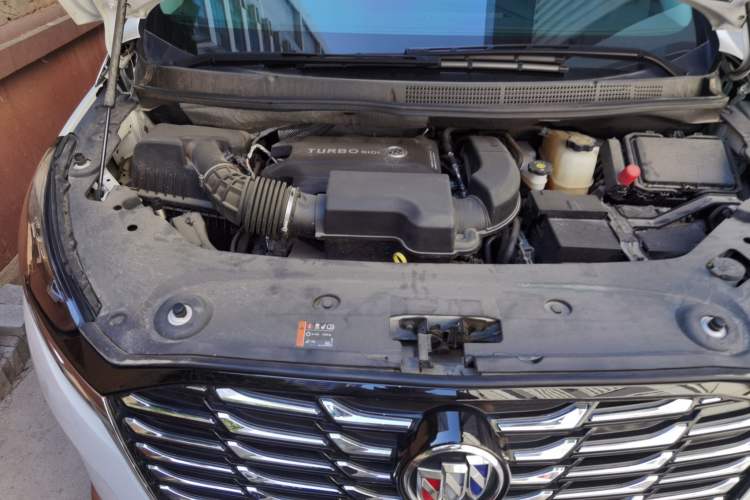 Used Buick GL8 2023 ES Lu Zun Comfort Model Engine Bay