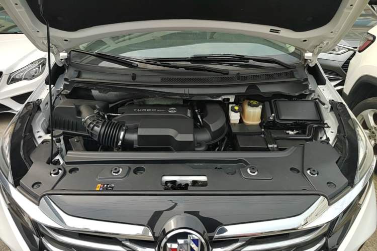 Used Buick GL8 2023 Land Executive Class Comfort Model Engine Bay