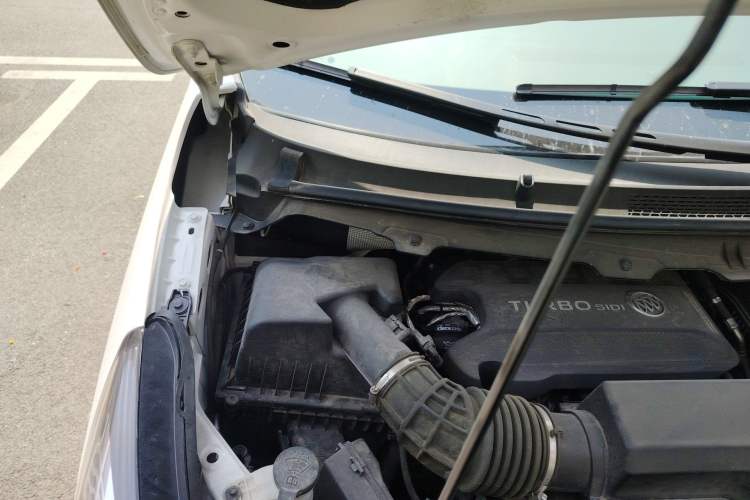 Used Buick GL8 2023 Land Executive Class Smart Enjoyment Model Engine Bay Right