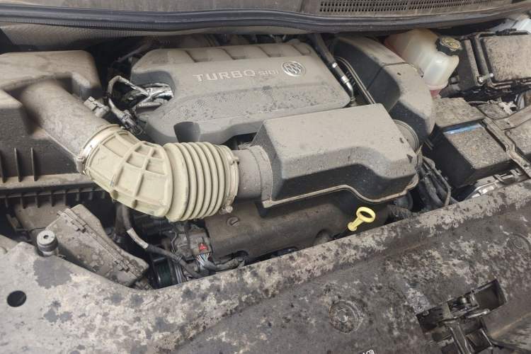 Used Buick GL8 2023 ES Lu Zun Deluxe Model Engine Bay Right
