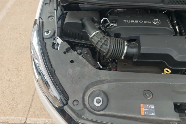 Used Buick GL8 2023 ES Lu Zun Comfort Model Engine Bay Right