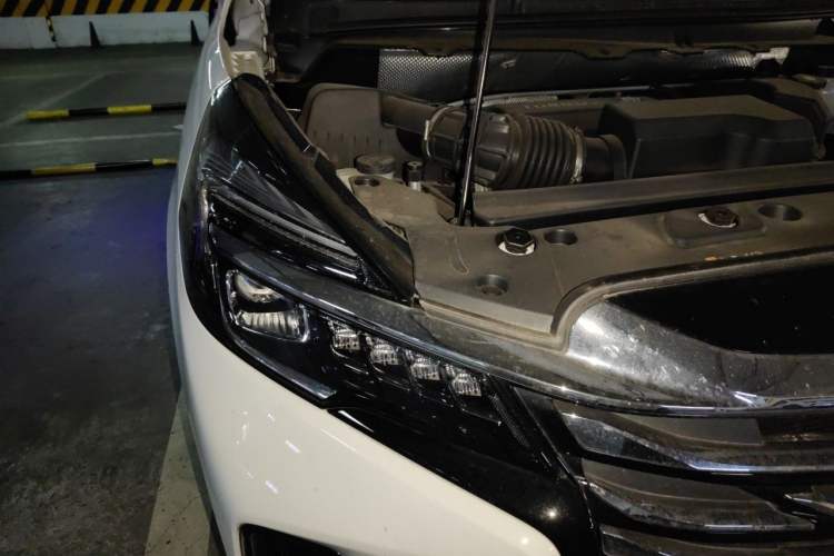 Used Buick GL8 2023 Land Executive Class Smart Enjoyment Model Engine Bay Right