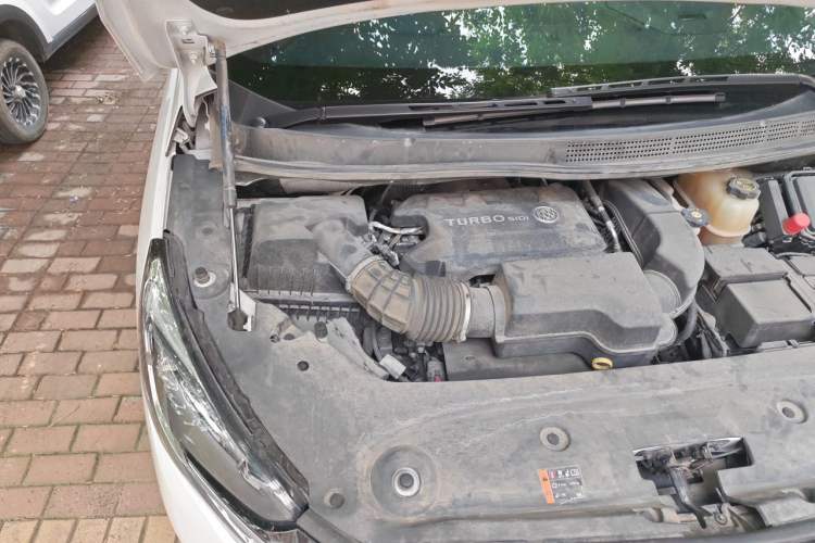 Used Buick GL8 2023 ES Lu Zun Luxury Model Engine Bay Right