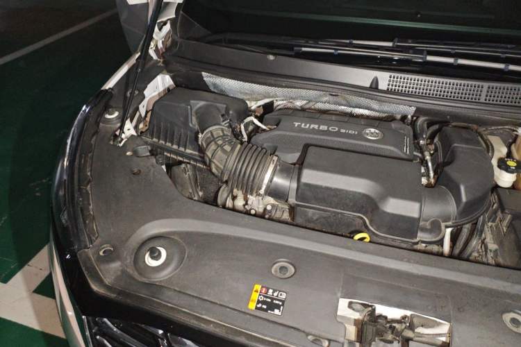 Used Buick GL8 2023 ES Lu Zun Comfort Model Engine Bay Right