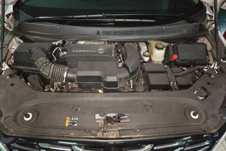 Used Buick GL8 2023 ES Lu Zun Luxury Model Engine Bay