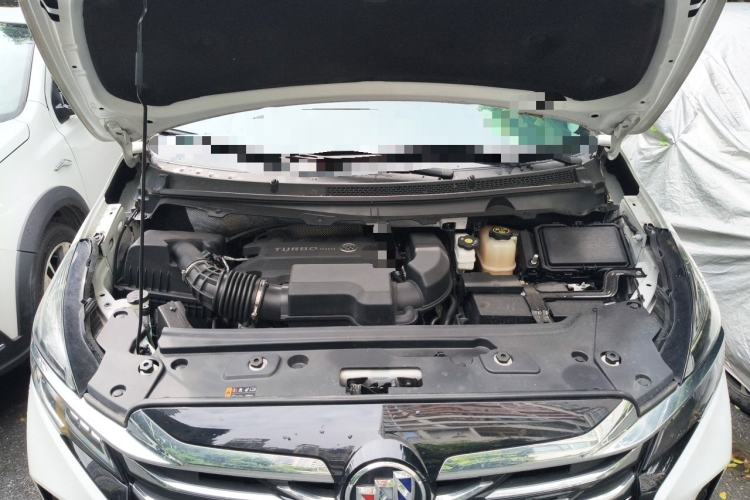 Used Buick GL8 2023 Land Executive Class Comfort Model Engine Bay