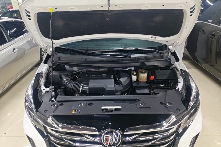 Used Buick GL8 2023 Land Executive Class 652T Luxury Model Engine Bay
